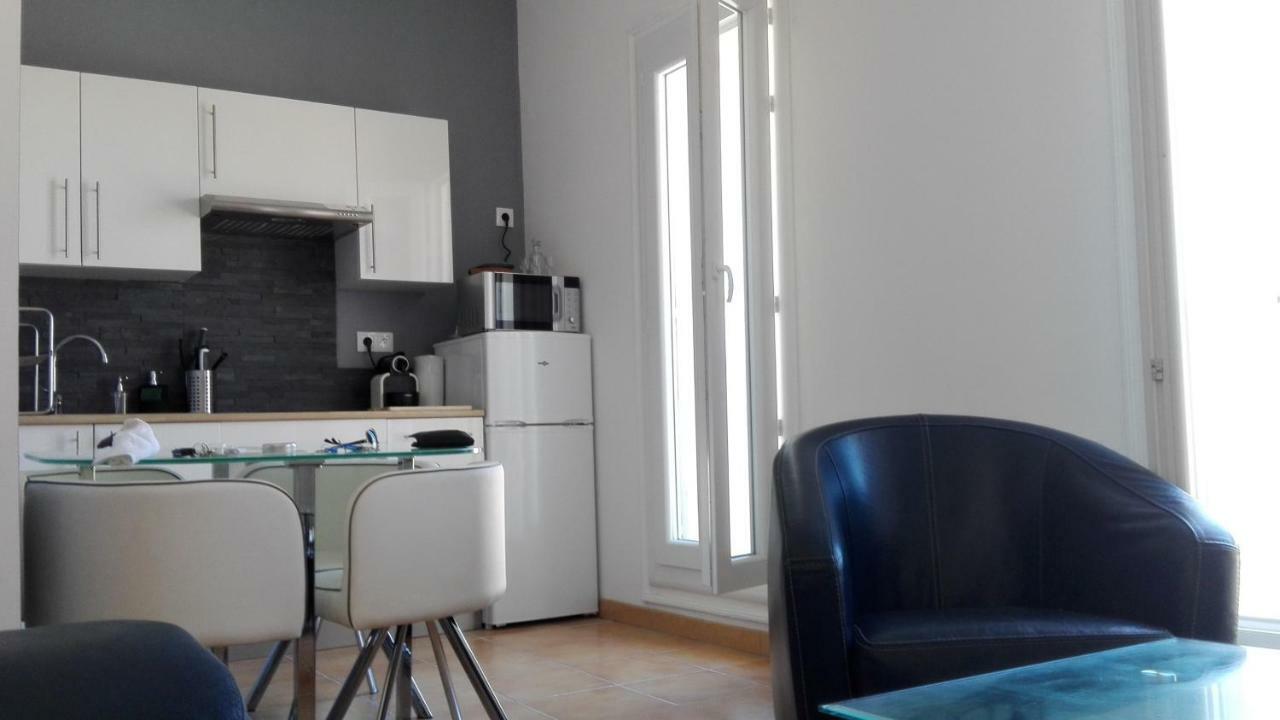 Le Montmorency Apartment Сет Екстериор снимка