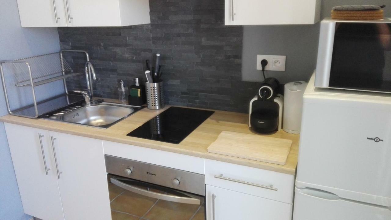 Le Montmorency Apartment Сет Екстериор снимка