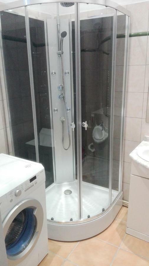 Le Montmorency Apartment Сет Екстериор снимка